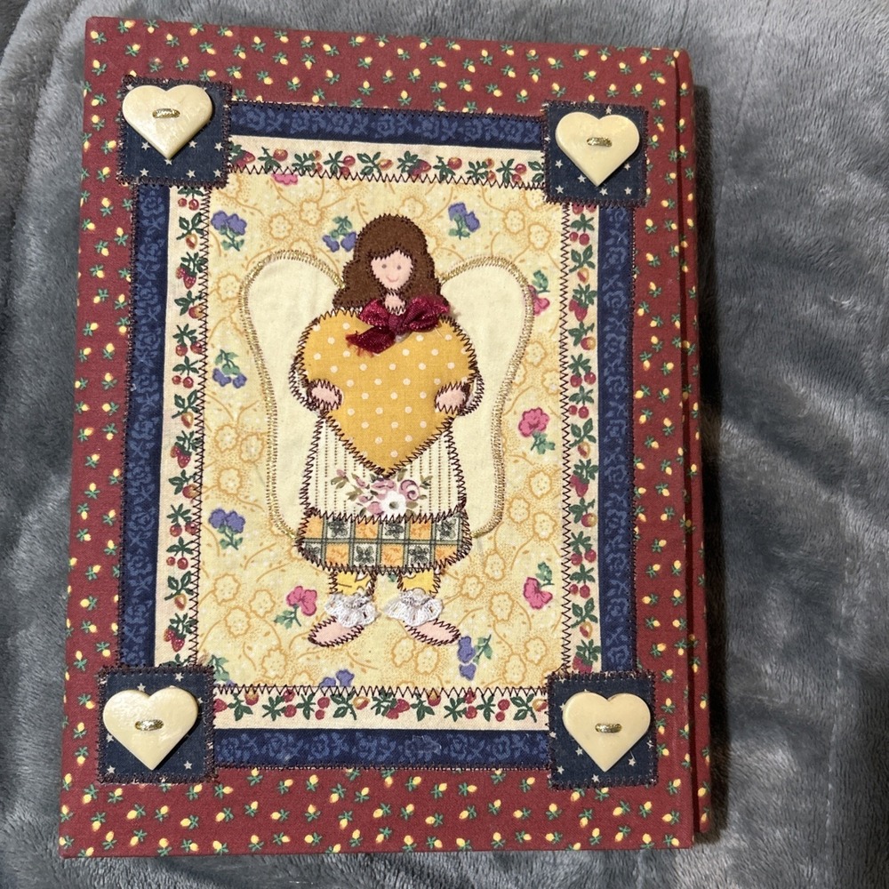 Fabric‎ Trifold, Country, Angel Photo Album, Holds 90 Photos, 4 X 6 Buttons